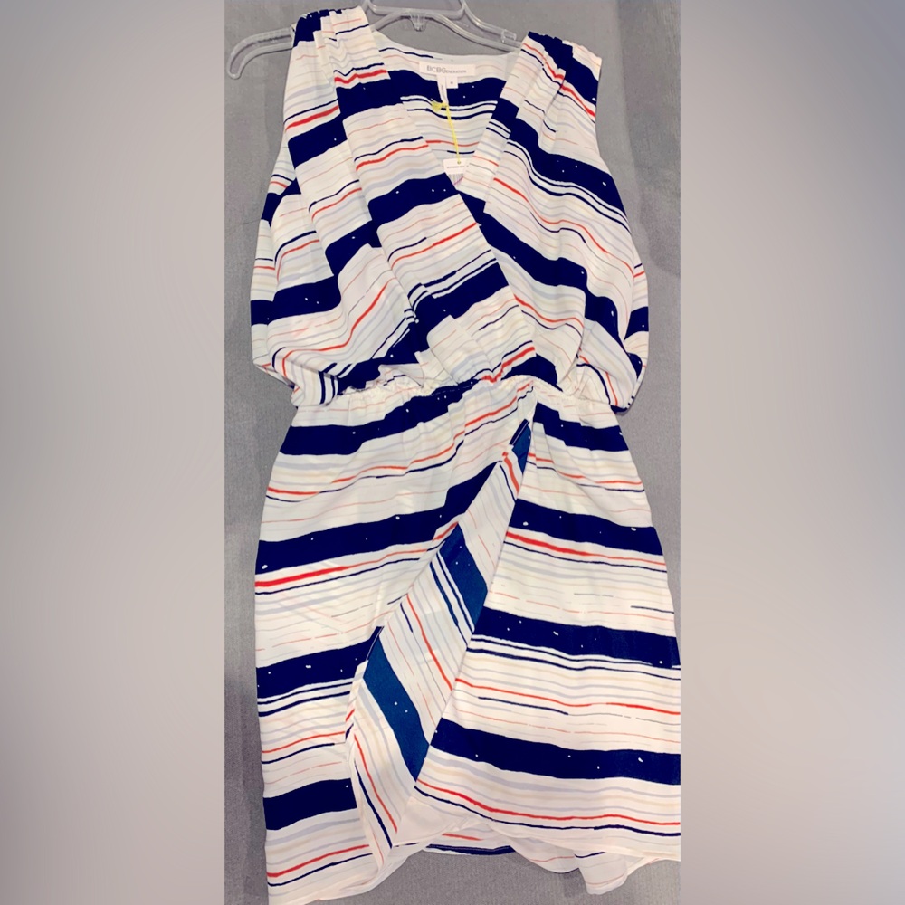 NWT BCBG Women’s sleeveless dress. Size Medium